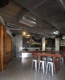 Main Bar - The Oxford Hotel - Accommodation Directory 1
