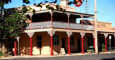 Hibernian Hotel Beechworth - Accommodation Directory 1