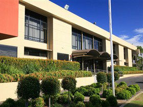 The Grange Golf Club - Accommodation Directory 1