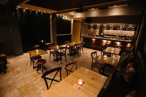 Rabbit Hole Bar And Dining - Accommodation Directory 0