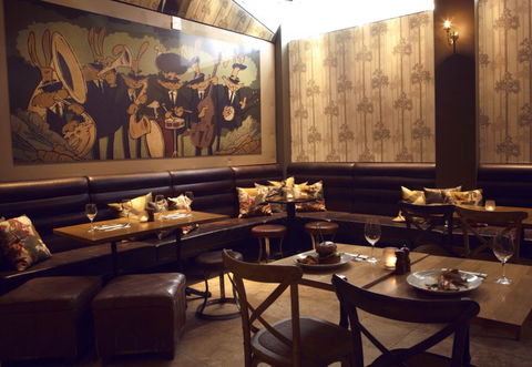 Rabbit Hole Bar And Dining - Accommodation Directory 1