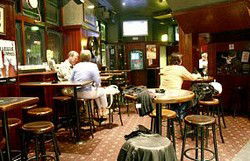 Brighton Up Bar - Accommodation Directory 2