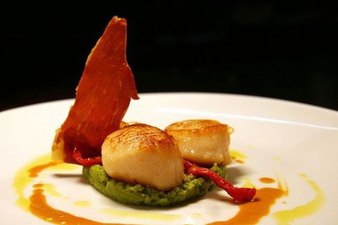 Glass Dining & Lounge Bar - Accommodation Directory 1