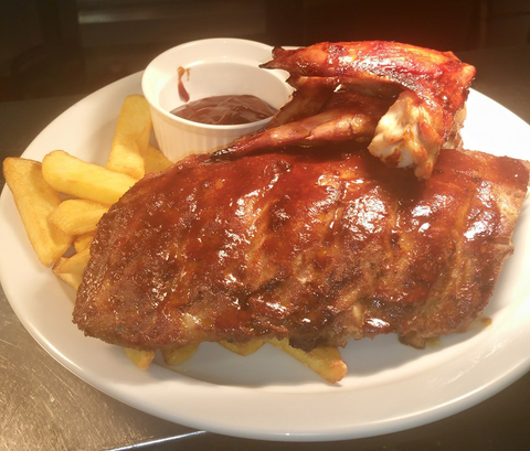 Beresfield Tavern - Accommodation Directory 2