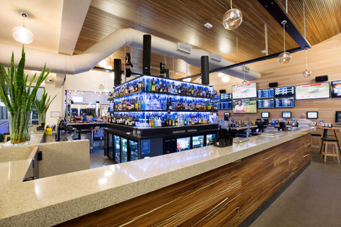 Coolum Beach Hotel - Accommodation Directory 4