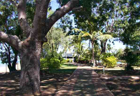 Mandorah Beach Hotel - Accommodation Directory 3