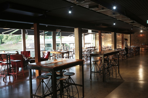 One50 Public House - Accommodation Directory 3