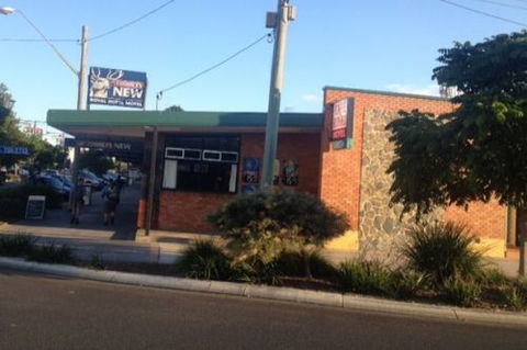 Royal Hotel Motel - Accommodation Directory 3