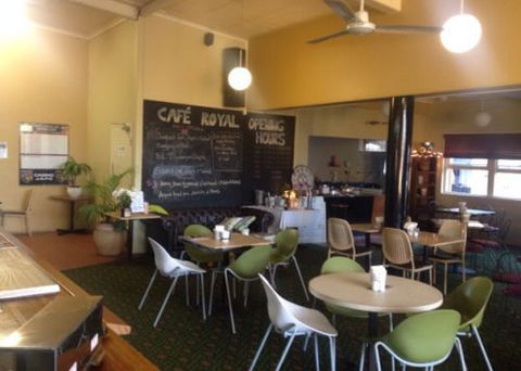 Royal Hotel Motel - Accommodation Directory 4