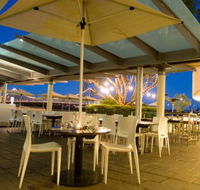 Friday's Riverside - Accommodation Directory