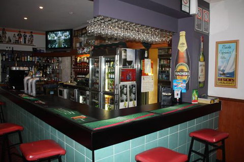 The Bennett Hotel - Accommodation Directory 3