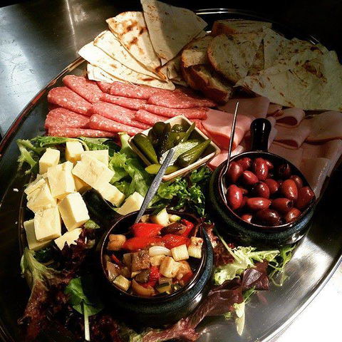 Maryville Tavern - Accommodation Directory 1