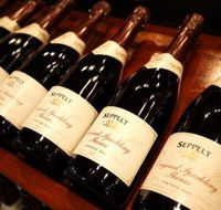 Empire Bay Cellars - Accommodation Directory