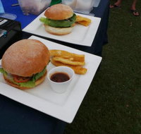 Bushland Beach Tavern - Accommodation Directory