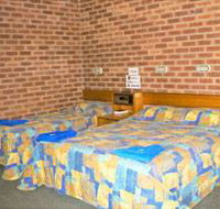 Bohle Barn Hotel Motel - Accommodation Directory