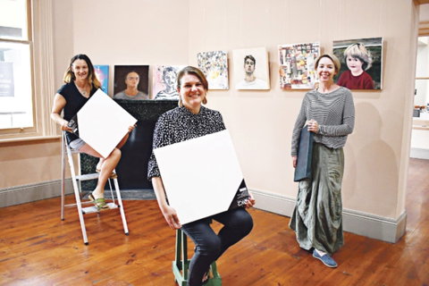 100 Barossa Artists - Accommodation Directory 0