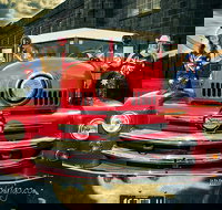 Aussie Rock Show The Retro Girls Club Boutique Hotel - Accommodation Directory