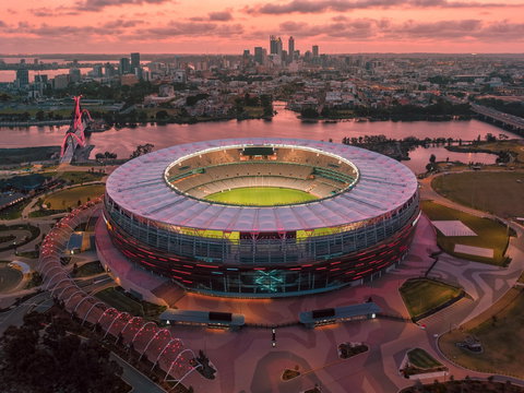 Geelong Cats V Collingwood - AFL Round 7 - Accommodation Directory 1