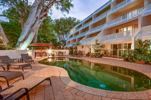 Marlin Waters - Accommodation Directory 2