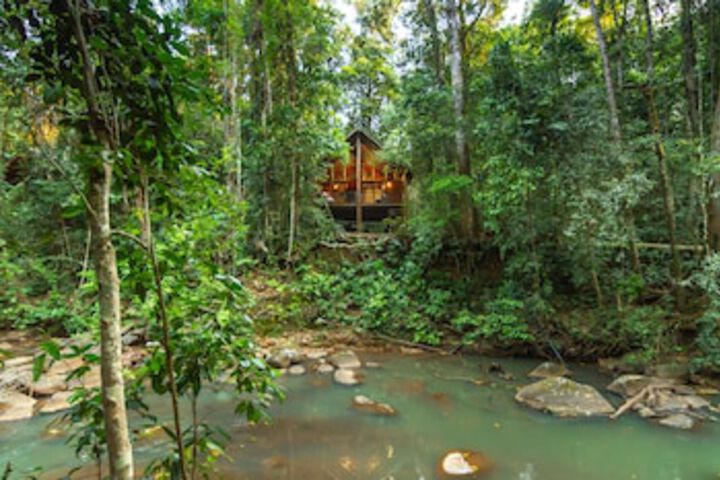  Accommodation Directory