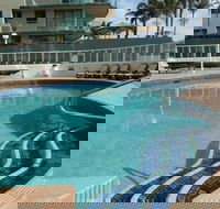 Beachfront Towers - Accommodation Directory