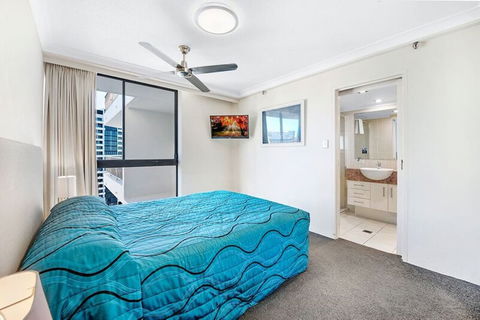 ULTIQA Beach Haven At Broadbeach - Accommodation Directory 6
