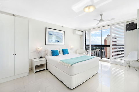 ULTIQA Beach Haven At Broadbeach - Accommodation Directory 5
