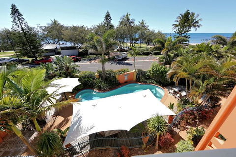 Kacys Bargara Beach Motel - Accommodation Directory 2