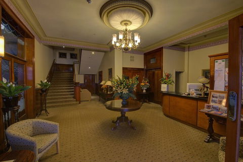Royal Exchange Hotel - Accommodation Directory 4