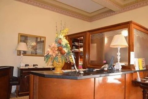 Royal Exchange Hotel - Accommodation Directory 2