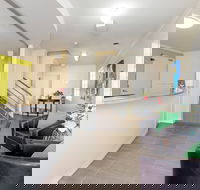 Redcliffe Motor Inn - Accommodation Directory