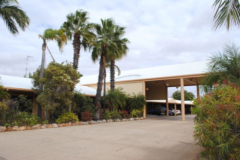 Albert Park Motor Inn - Accommodation Directory 0