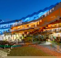 Camelot Motel - Accommodation Directory