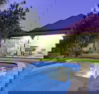 Pioneer Motel - Accommodation Directory