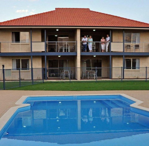Pinnacles Edge Resort - Accommodation Directory 2