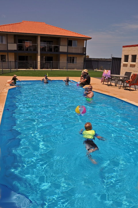 Pinnacles Edge Resort - Accommodation Directory 6
