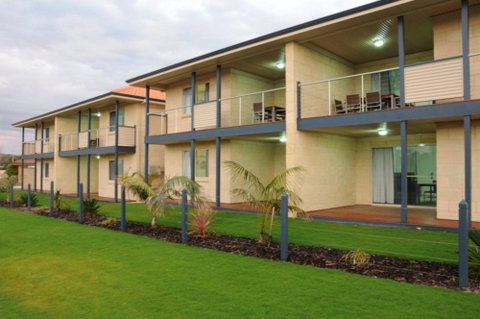 Pinnacles Edge Resort - Accommodation Directory 4