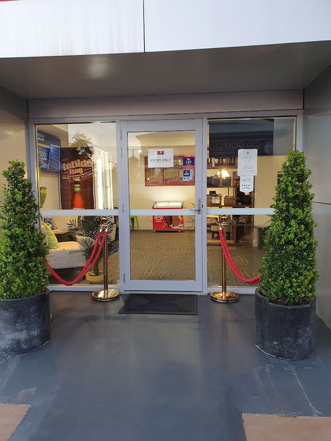 City Golf Club Motel - Accommodation Directory 6