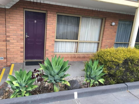 Essendon Motel - Accommodation Directory 0