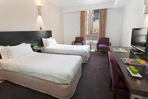 Hotel Causeway - Accommodation Directory 3