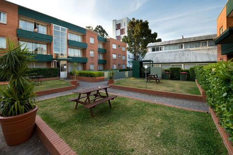 APX Parramatta - Accommodation Directory 2