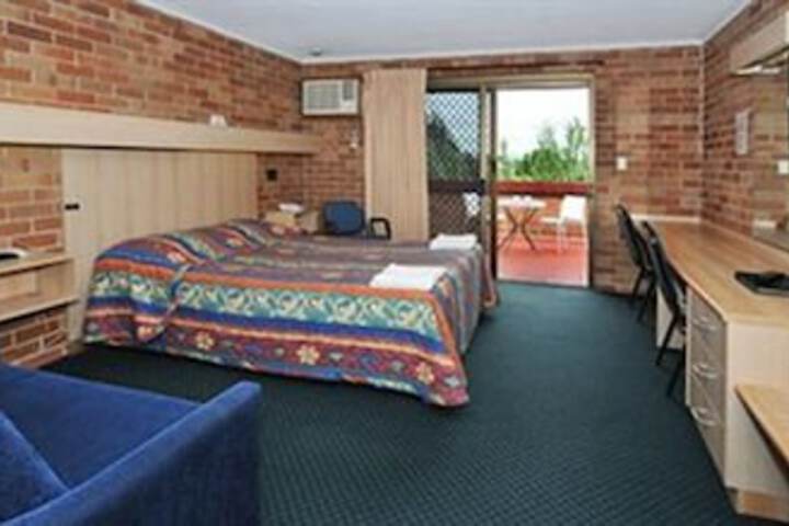 Upper Colo NSW Accommodation Directory