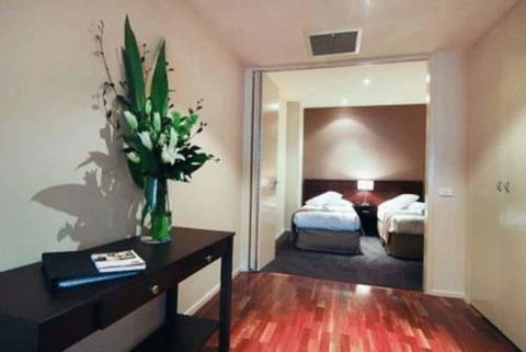 Quest On William - Accommodation Directory 6