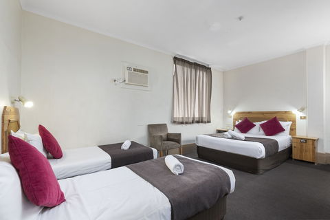 Adelaide Paringa - Accommodation Directory 4