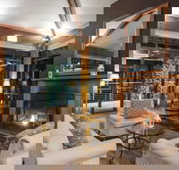 Oaks Cypress Lakes Resort - Accommodation Directory