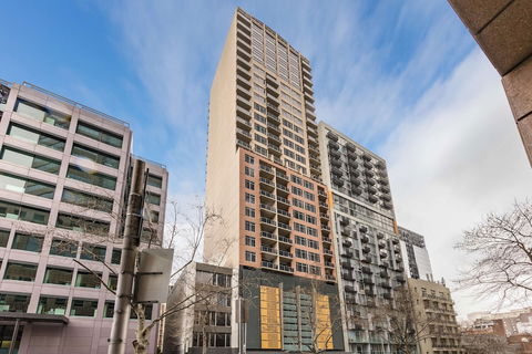 Oaks Melbourne On Lonsdale Suites - Accommodation Directory 5