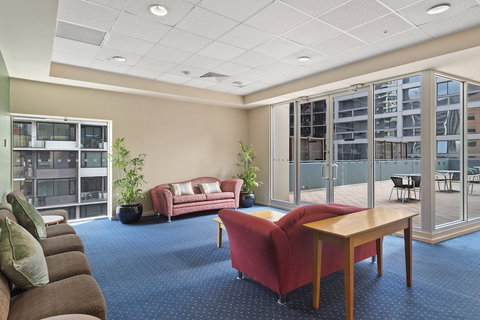 YEHS Hotel Melbourne CBD - Accommodation Directory 0