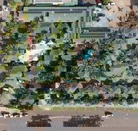 Palms City Resort - Accommodation Directory