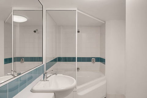 Adina Serviced Apartments Canberra James Court - Accommodation Directory 5