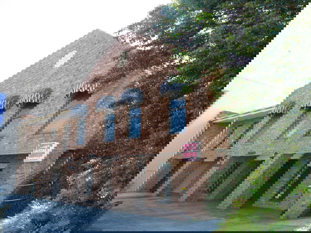 Canadian VIC Accommodation Directory